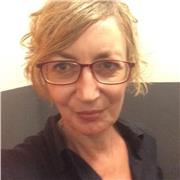 Professeure de FLE (français natif) expérimentée donne cours à distance (uniquement), tous niveaux